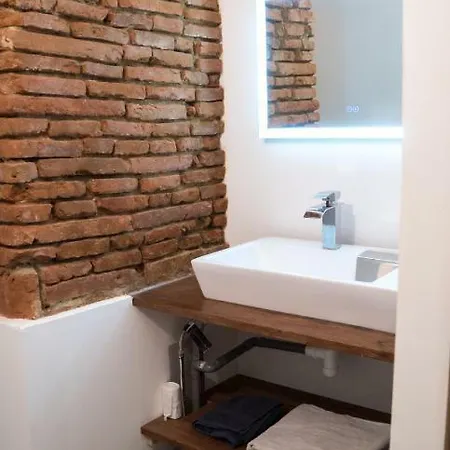 Warm T3 Loft Style In The Heart Of